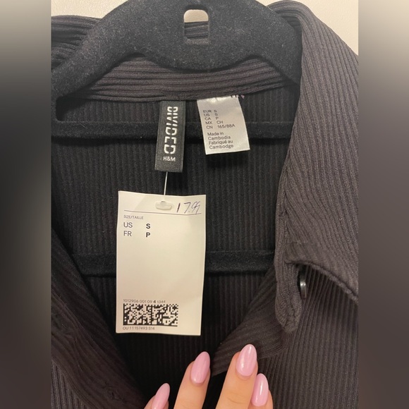 Black tight sporty dress - Picture 2 of 2